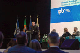 Opening Lecture by Henrique de Barros.